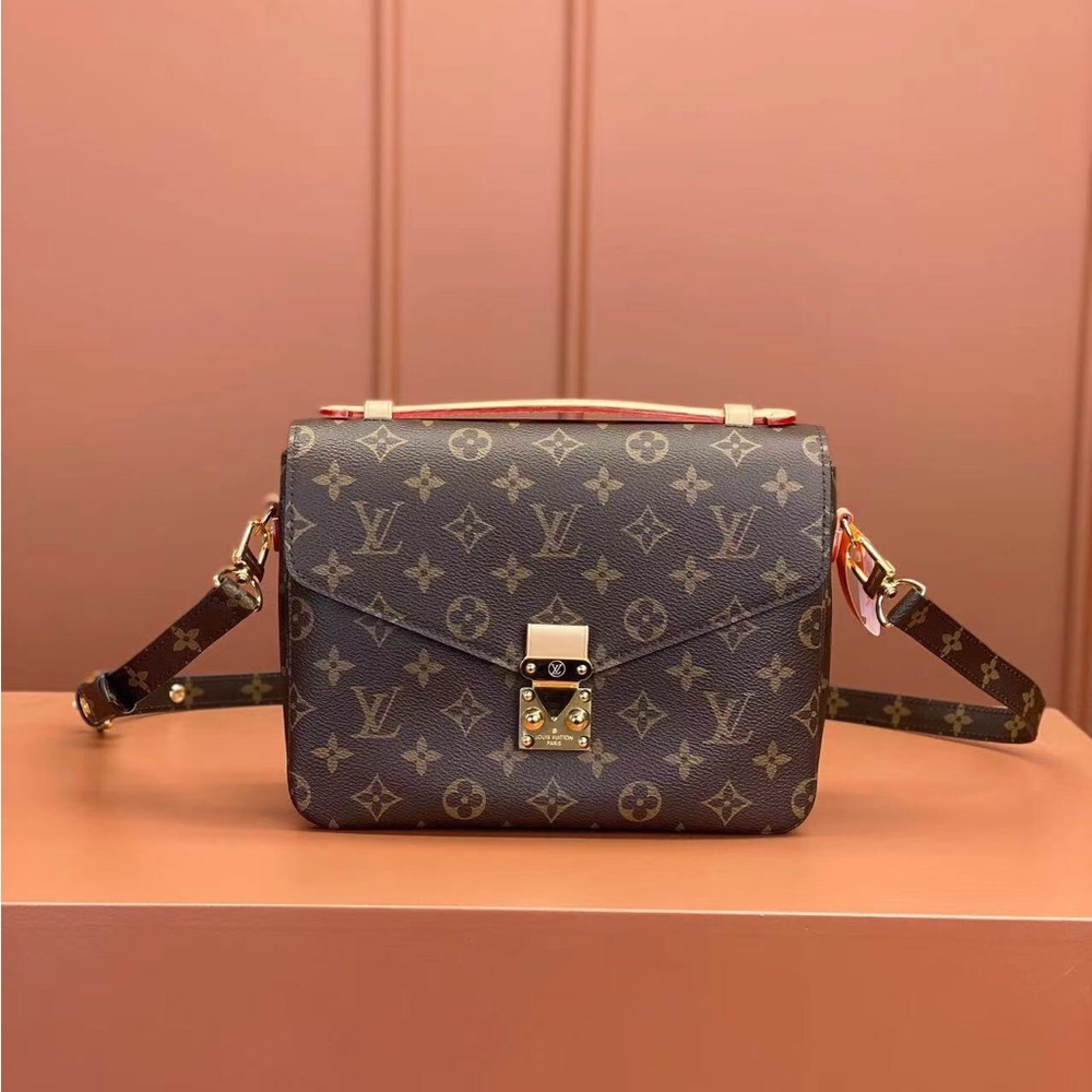 Louis Vuitton Tote Bags Shoulder Bags